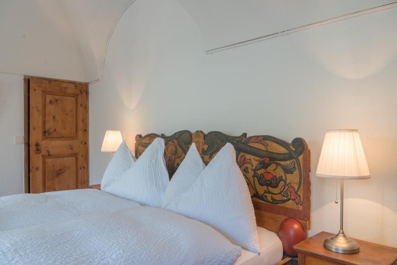 Hotel Palazzo Salis Soglio Esterno foto